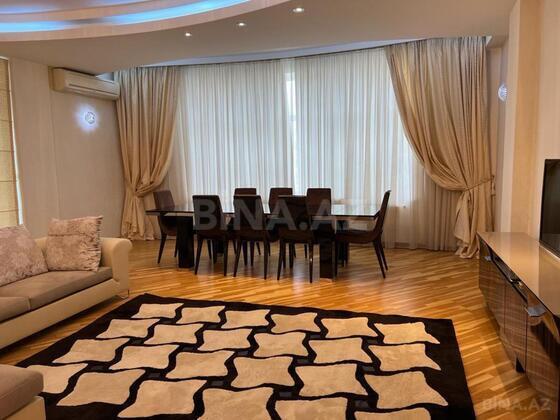 4 otaqlı Yeni tikili, 28 May m., Bakı