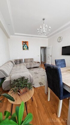3 otaqlı Yeni tikili, Qara Qarayev m., Bakı