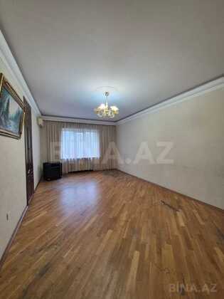 3 otaqlı Köhnə tikili, Nəsimi r., Bakı