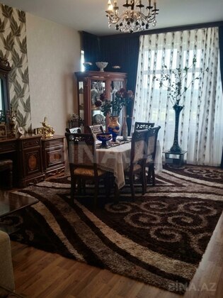 3 otaqlı Yeni tikili, 8 Noyabr m., Bakı