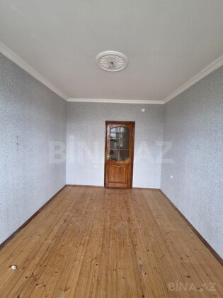 3 otaqlı Köhnə tikili, 7-ci mikrorayon q., Bakı