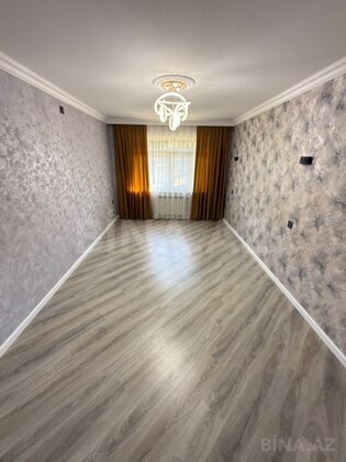 3 otaqlı Köhnə tikili, Neftçilər m., Bakı