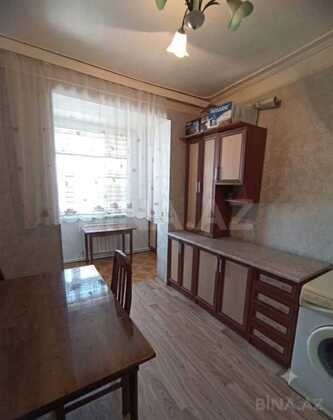 2 otaqlı Köhnə tikili, Xalqlar Dostluğu m., Bakı
