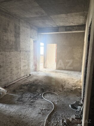 4 otaqlı Yeni tikili, Memar Əcəmi m., Bakı