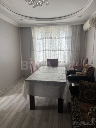 2 otaqlı Köhnə tikili, Memar Əcəmi m., Bakı