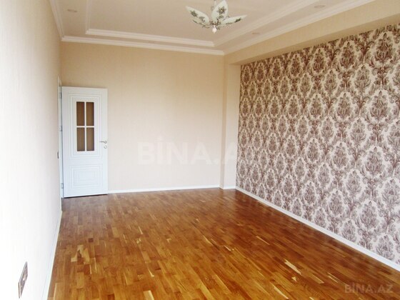2 otaqlı Yeni tikili, Qara Qarayev m., Bakı
