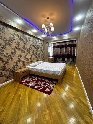 3 otaqlı Yeni tikili, İnşaatçılar m., Bakı