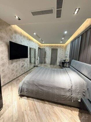 3 otaqlı Yeni tikili, Şah İsmayıl Xətai m., Bakı