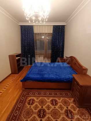 3 otaqlı Köhnə tikili, 28 May m., Bakı