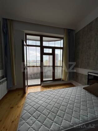 3 otaqlı Yeni tikili, Şah İsmayıl Xətai m., Bakı