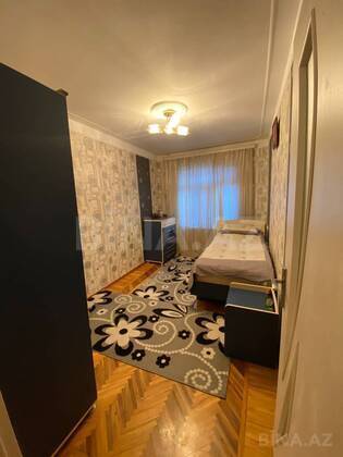 4 otaqlı Köhnə tikili, Neftçilər m., Bakı