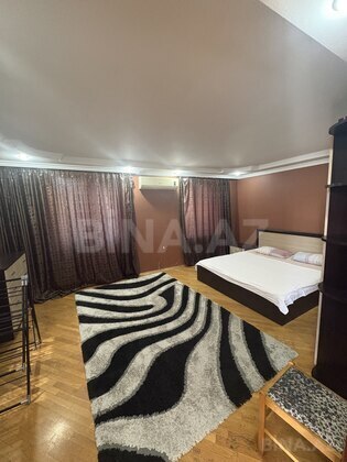 2 otaqlı Köhnə tikili, 28 May m., Bakı