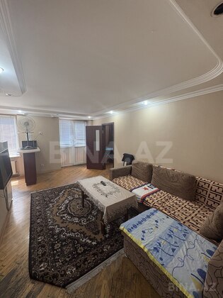 2 otaqlı Köhnə tikili, 28 May m., Bakı