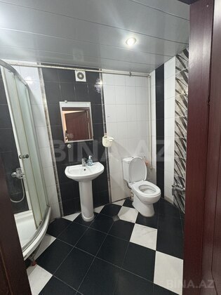 2 otaqlı Köhnə tikili, 28 May m., Bakı