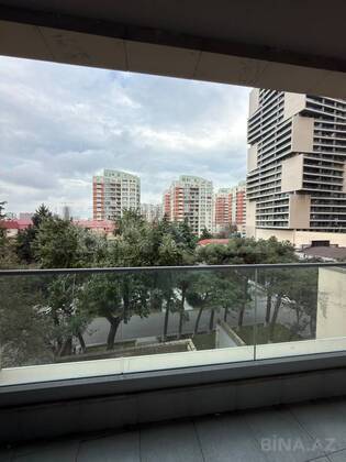 3 otaqlı Yeni tikili, 8 Noyabr m., Bakı