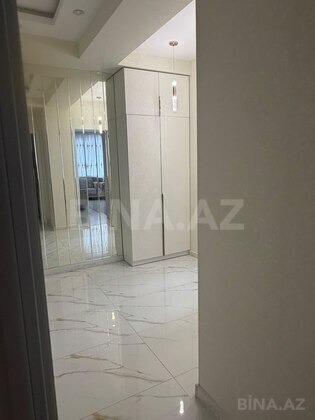 2 otaqlı Yeni tikili, 7-ci mikrorayon q., Bakı