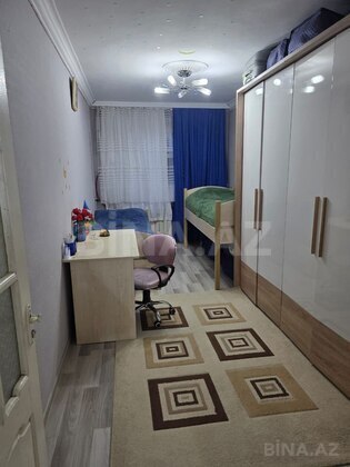 3 otaqlı Köhnə tikili, Xalqlar Dostluğu m., Bakı