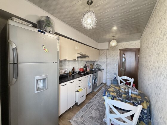 3 otaqlı Köhnə tikili, Əhmədli m., Bakı
