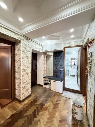 3 otaqlı Köhnə tikili, Əhmədli m., Bakı