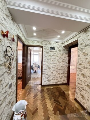 3 otaqlı Köhnə tikili, Əhmədli m., Bakı