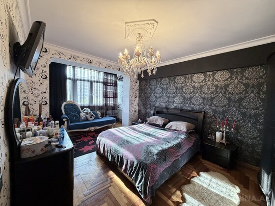 3 otaqlı Köhnə tikili, Əhmədli m., Bakı