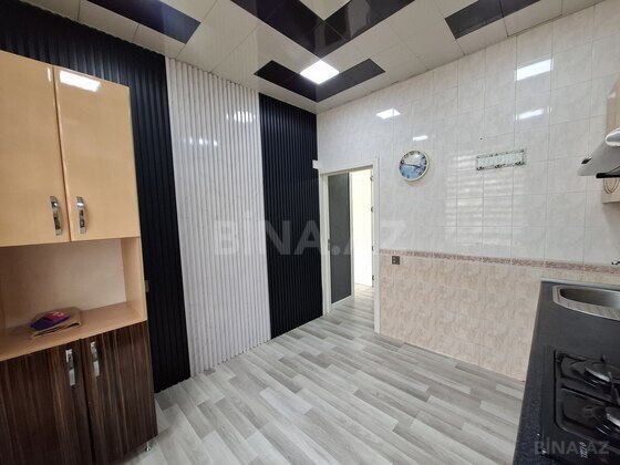3 otaqlı Köhnə tikili, Qara Qarayev m., Bakı