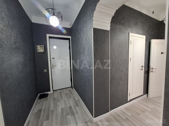 3 otaqlı Köhnə tikili, Qara Qarayev m., Bakı