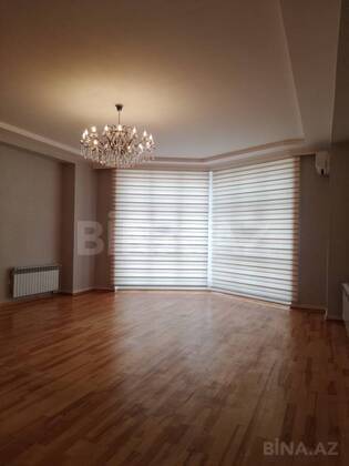 Obyekt 8 Noyabr m., Bakı