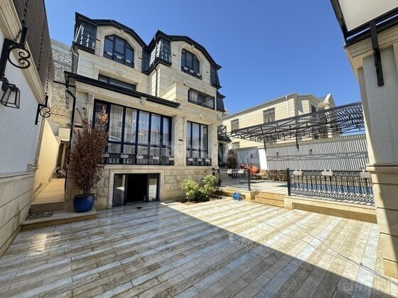 7 otaqlı Həyət evi/Bağ evi, Həzi Aslanov q., Bakı
