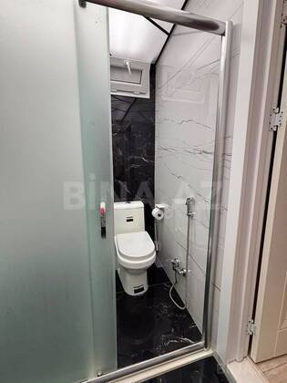3 otaqlı Köhnə tikili, 28 May m., Bakı