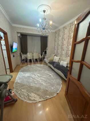 2 otaqlı Köhnə tikili, Memar Əcəmi m., Bakı
