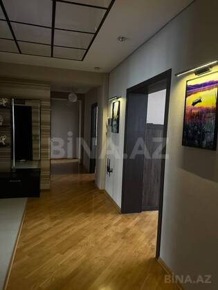 3 otaqlı Yeni tikili, Şah İsmayıl Xətai m., Bakı