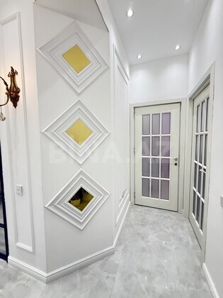 3 otaqlı Yeni tikili, İnşaatçılar m., Bakı