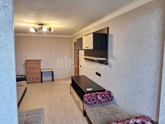 2 otaqlı Köhnə tikili, Elmlər Akademiyası m., Bakı
