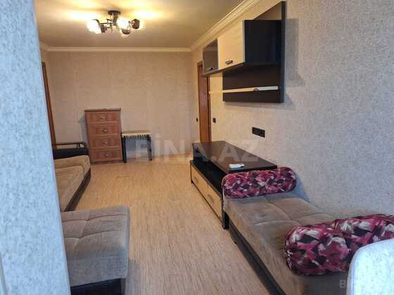 2 otaqlı Köhnə tikili, Elmlər Akademiyası m., Bakı