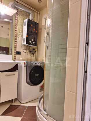2 otaqlı Köhnə tikili, Elmlər Akademiyası m., Bakı