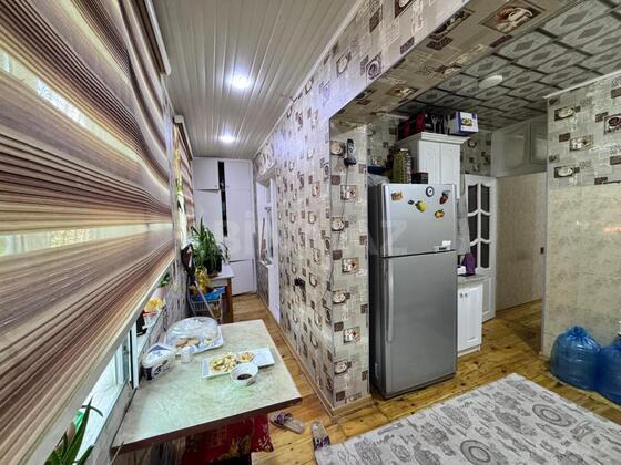 4 otaqlı Köhnə tikili, Azadlıq Prospekti m., Bakı