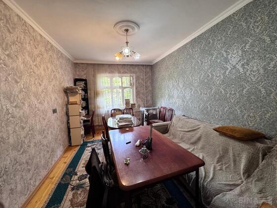 4 otaqlı Köhnə tikili, Azadlıq Prospekti m., Bakı