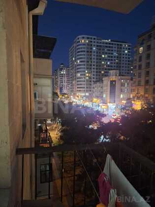 2 otaqlı Köhnə tikili, Elmlər Akademiyası m., Bakı