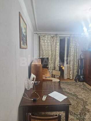 2 otaqlı Köhnə tikili, Elmlər Akademiyası m., Bakı