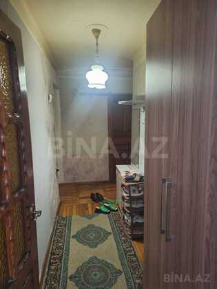 2 otaqlı Köhnə tikili, Elmlər Akademiyası m., Bakı