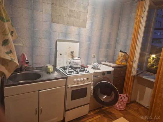 2 otaqlı Köhnə tikili, Elmlər Akademiyası m., Bakı