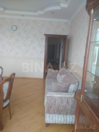 3 otaqlı Yeni tikili, Elmlər Akademiyası m., Bakı