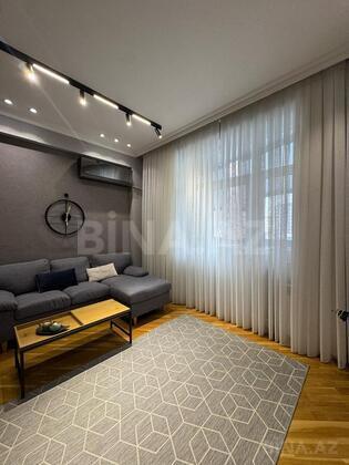 3 otaqlı Yeni tikili, Şah İsmayıl Xətai m., Bakı