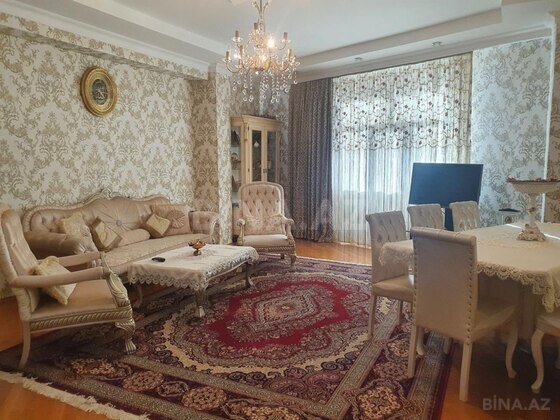 3 otaqlı Yeni tikili, Elmlər Akademiyası m., Bakı