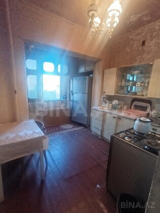 3 otaqlı Köhnə tikili, Azadlıq Prospekti m., Bakı
