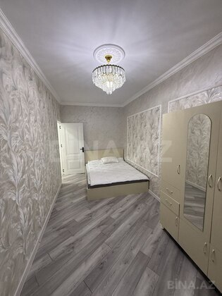 2 otaqlı Köhnə tikili, Memar Əcəmi m., Bakı