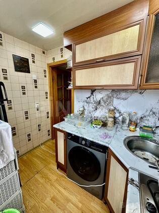 3 otaqlı Köhnə tikili, Qara Qarayev m., Bakı