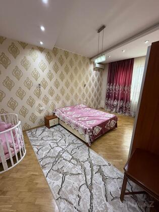 3 otaqlı Yeni tikili, 28 May m., Bakı