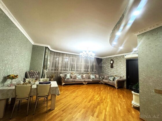 4 otaqlı Yeni tikili, Azadlıq Prospekti m., Bakı